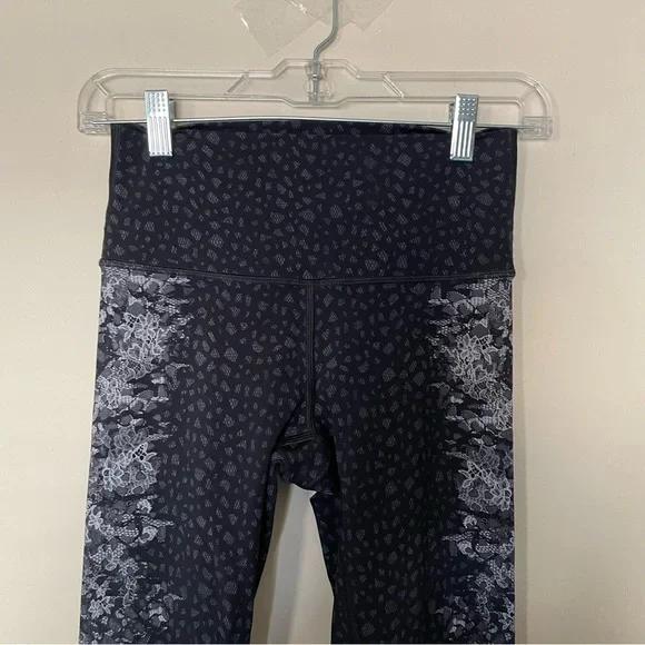 Lululemon Ice Gray Black Overlace Wunder Under High Rise 28" Tights Leggings - Picture 6 of 12